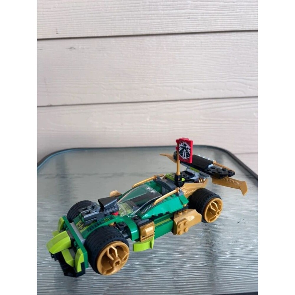 Lego Ninjago Lloyd’s Race Car EVO